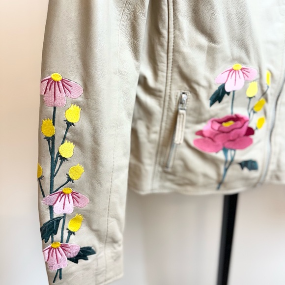 Mauritius Peonie Embroidered Leather Moto Jacket Size 9/10 - Picture 7 of 11